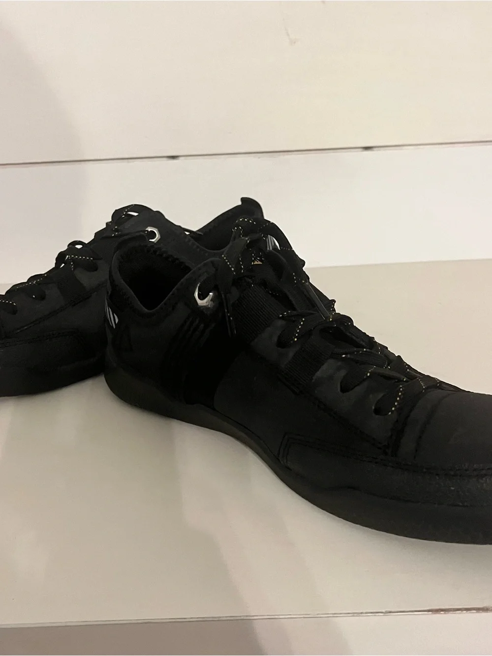 CAT Caterpillar Men's Hex Tough Utility Sneakers - Black Size 9 Wide